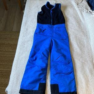 Kids snow bib pants, EUC (worn once). Youth 7/8.